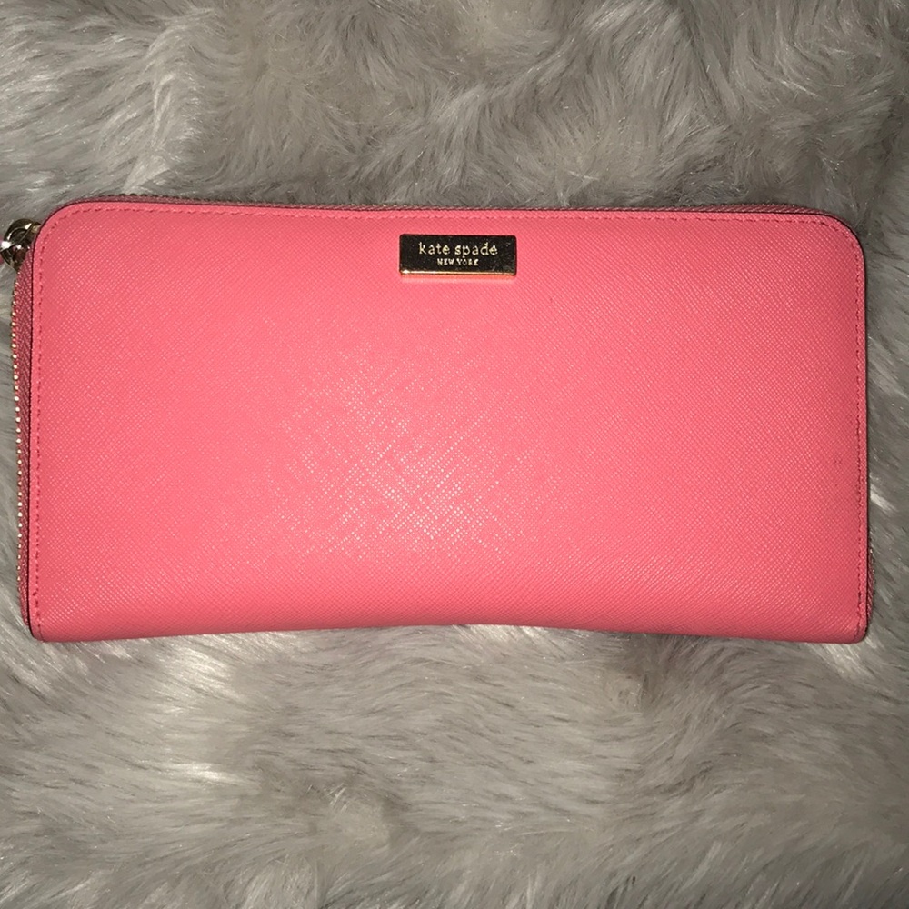 Kate Spade zip wallet